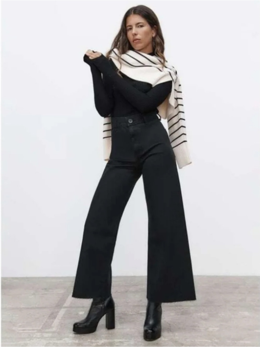 Zara Marine Straight Jeans in Pure Black
